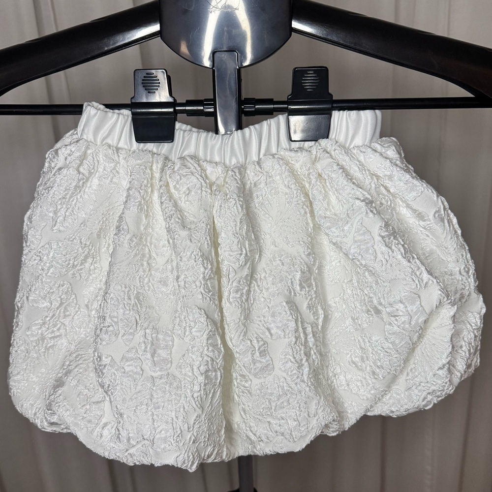 H&M White Textured Jacquard 2 Pièce Set Tank & Bubble Skirt Size 3T - Picture 7 of 10